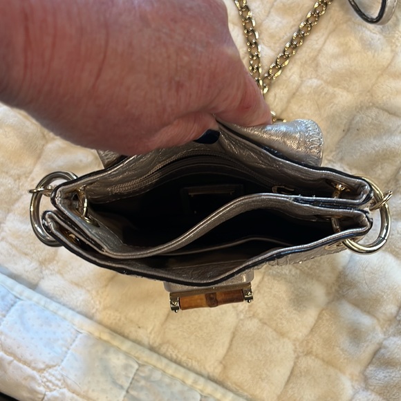 Pale Rose Pink Metallic crossbody strap drop 23" with gold chain. Lightweight - Picture 4 of 4